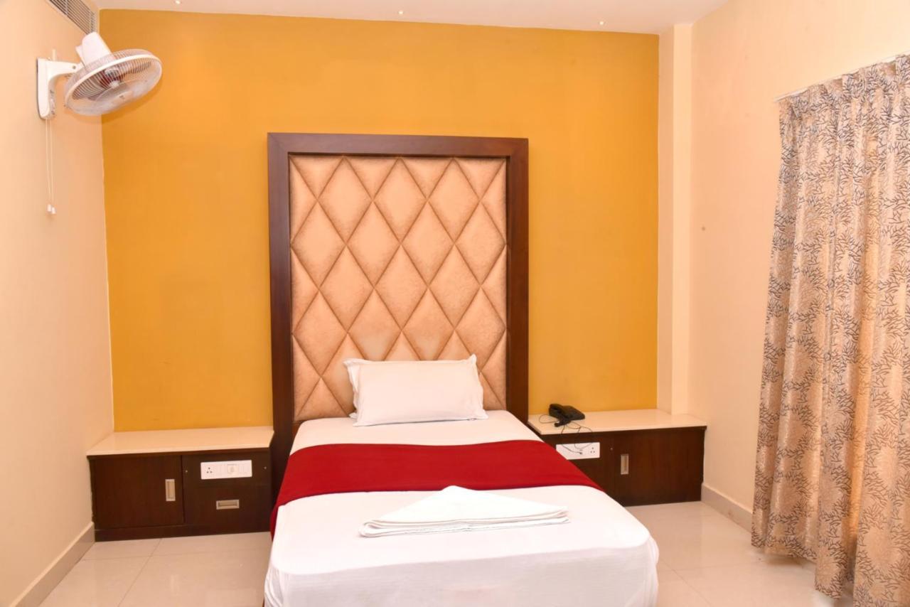 Hotel The Grand Park Chidambaram Exterior foto