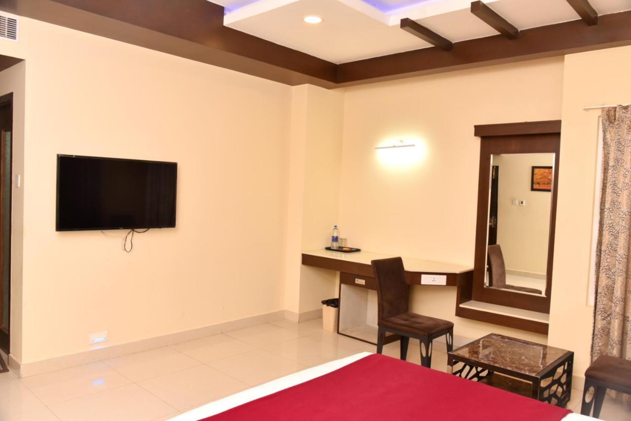 Hotel The Grand Park Chidambaram Exterior foto